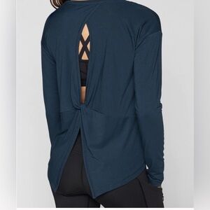 Athleta Essence Twist Long Sleeve, Constellation Blue Medium Open Back